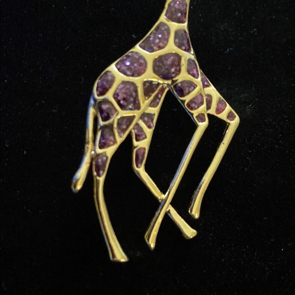 Gold and Purple Giraffe Brooch - Picture 4 of 7